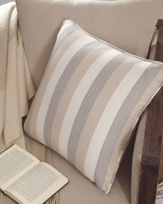 Mistelee Pillow (Set of 4) - Valley Furniture Store