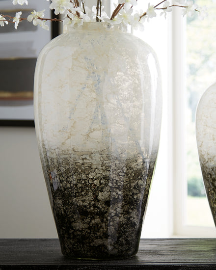 Mirielle Vase - Valley Furniture Store