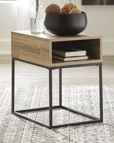 Gerdanet End Table - Valley Furniture Store